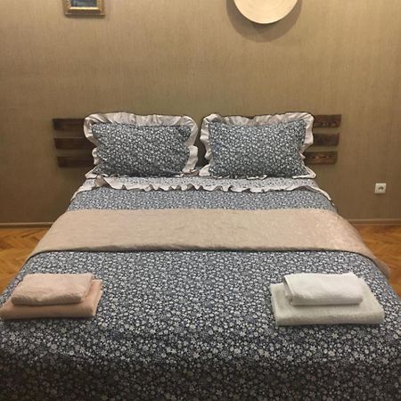 Kvartira Na Krakivskiy 12 , 52 Lägenhet Kiev Exteriör bild